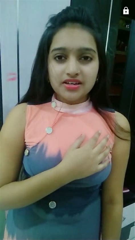 nude desi pussy|Horny Nude Desi Indian Teen School Girl First Time Fingering。